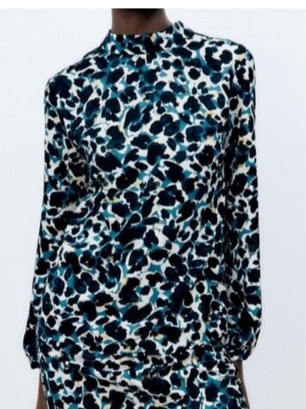 ZARA animal print black blue large top blouse shirt long sleeves button closure